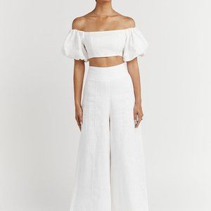 White linen matching set, by DISSH